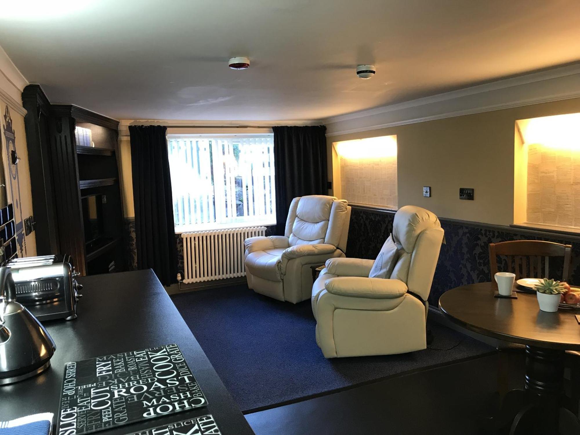 Atlantis Holiday Apartments Торки Екстериор снимка