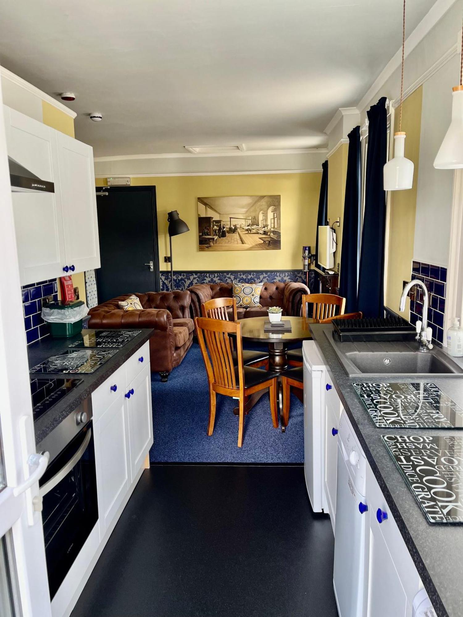Atlantis Holiday Apartments Торки Екстериор снимка